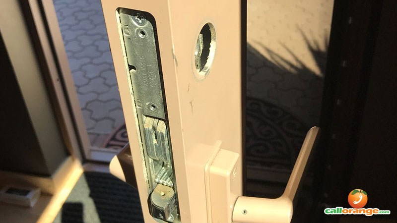 commercial door lock installation
